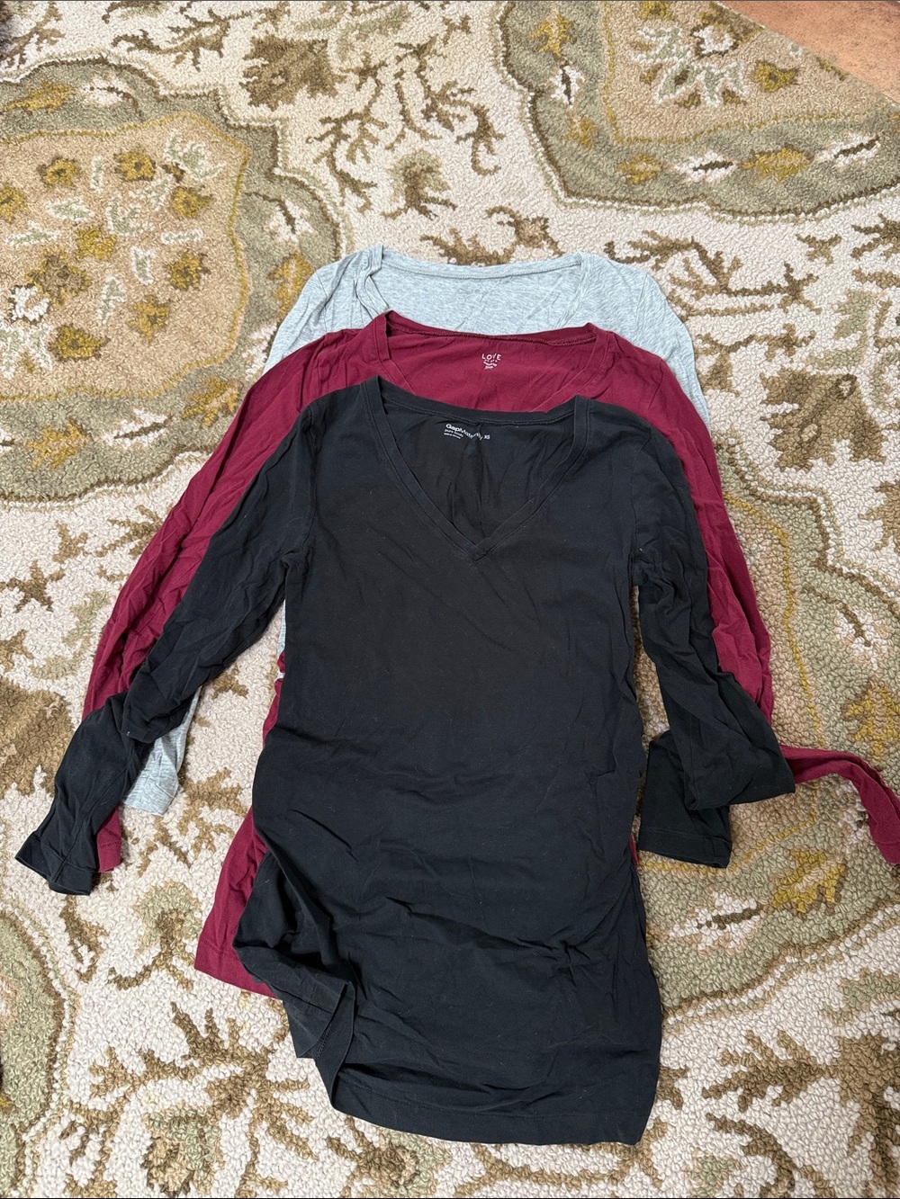 GAP maternity Long Sleeve V-Neck Tee Trio - Black, Burgundy, Light Gray